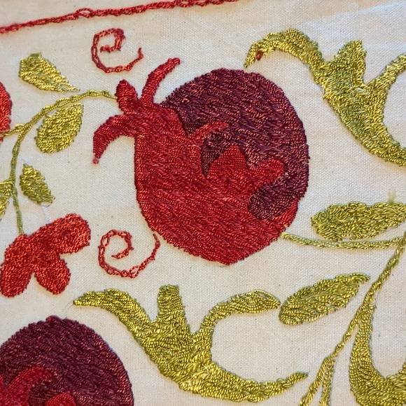 Turkish Embroidered Suzani Design Pillow Cover Case Approx 18" SQ  New - Picture 5 of 7